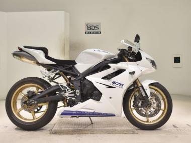 Triumph Daytona675