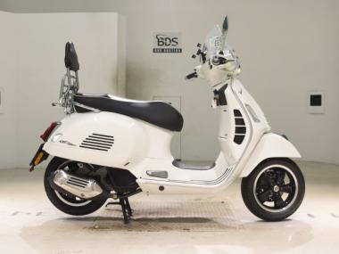 Vespa GTS150 Super