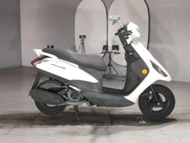 Yamaha Axis Z