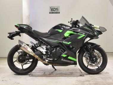Kawasaki Ninja400