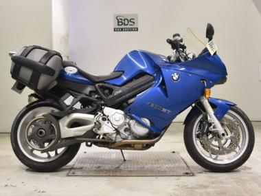 BMW F800ST