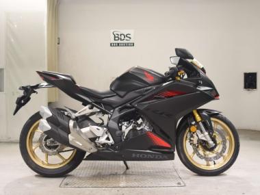 Honda CBR250RR A