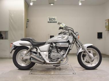 Honda Magna 250
