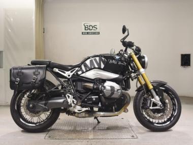 BMW R Nine T