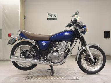 Yamaha SR400