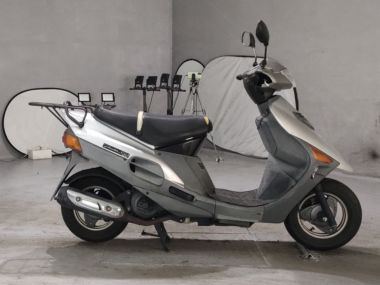 Suzuki Vecstar 150