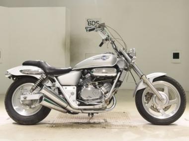 Honda Magna 250