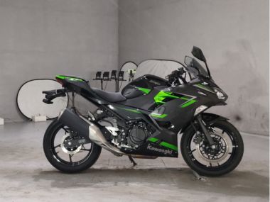 Kawasaki Ninja400