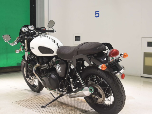Миниатюра 6