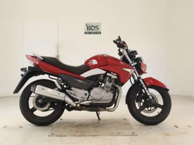 Suzuki GSR250