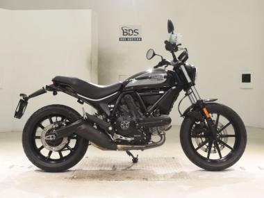 Ducati Scrambler Sixty2
