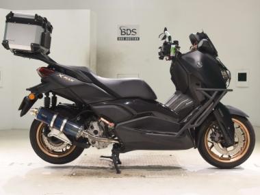 Yamaha X-MAX250