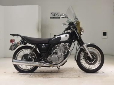 Yamaha SR400