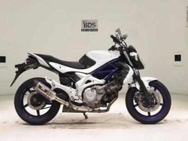 Suzuki Gladius400