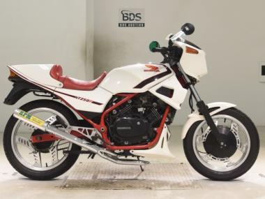 Honda VT250F