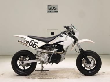 Honda XR100 Motard