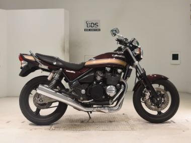Kawasaki Zephyr400k