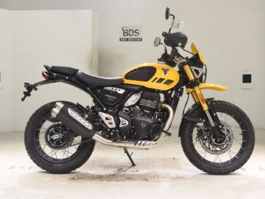 Triumph Scrambler 400xc