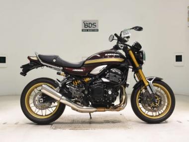 Kawasaki Z900RS