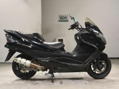 Suzuki Skywave 250s