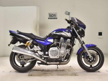 Yamaha XJR1300