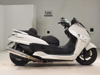 Yamaha Majesty 250