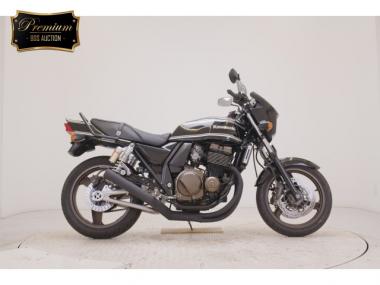 Kawasaki ZRX400
