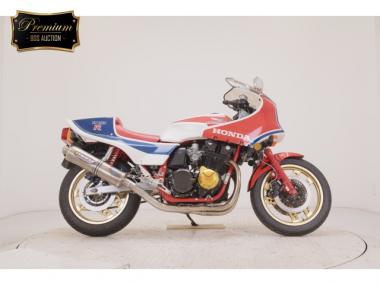 Honda CB1100R