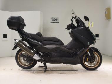 Yamaha T-MAX530