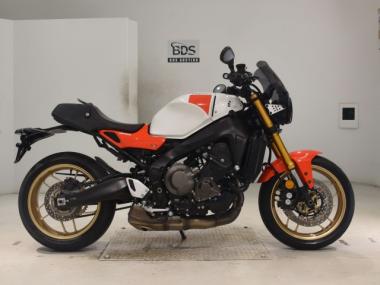 Yamaha XSR900