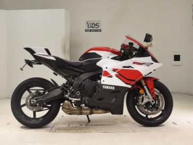 Yamaha Yzf-R9