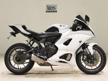 Yamaha Yzf-R7
