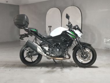 Kawasaki Z400