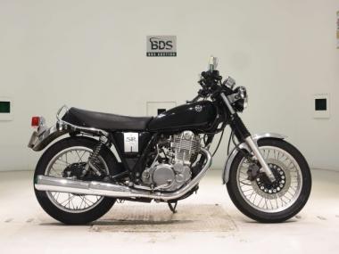 Yamaha SR400