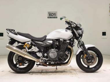 Yamaha XJR1300