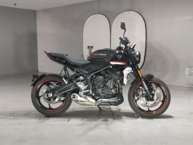 Triumph Trident 660