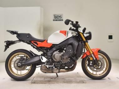 Yamaha XSR900