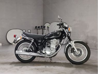 Yamaha SR400
