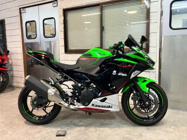 Kawasaki Ninja400