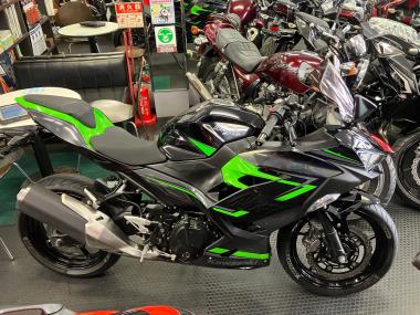 Kawasaki Ninja400