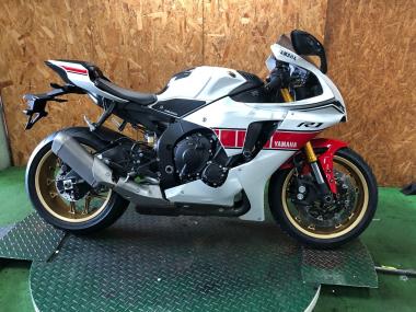 Yamaha Yzf-R1