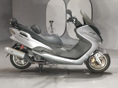 Yamaha Majesty 125