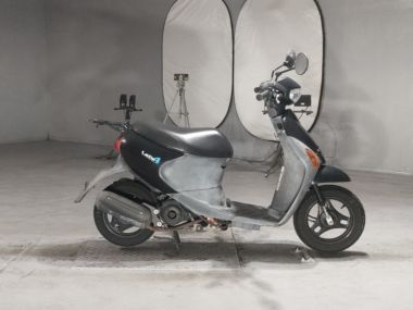 Suzuki Let's4