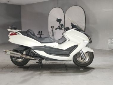 Yamaha Majesty 250