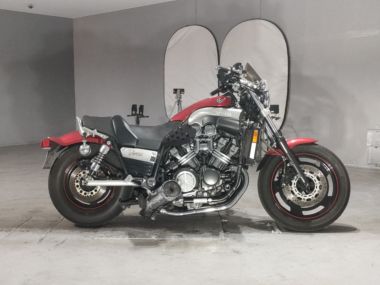 Yamaha V-Max