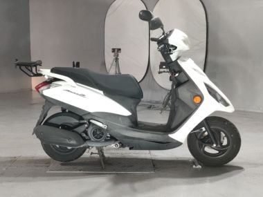 Yamaha Axis Z