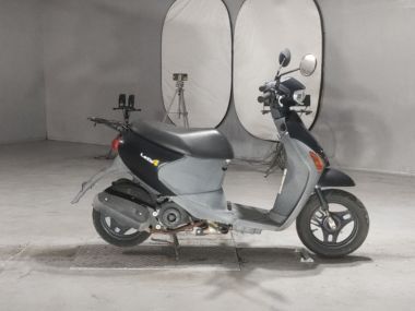 Suzuki Let's4