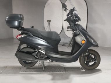 Yamaha Axis Z