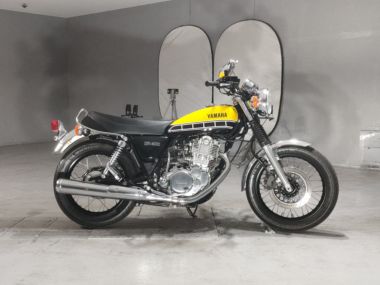 Yamaha SR400