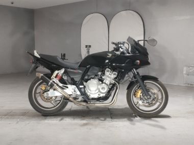 Honda CB400SFV Boldor